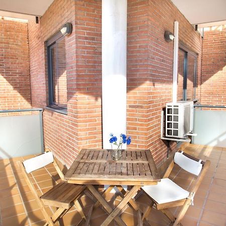 New & Sunny Apartment برشلونة المظهر الخارجي الصورة
