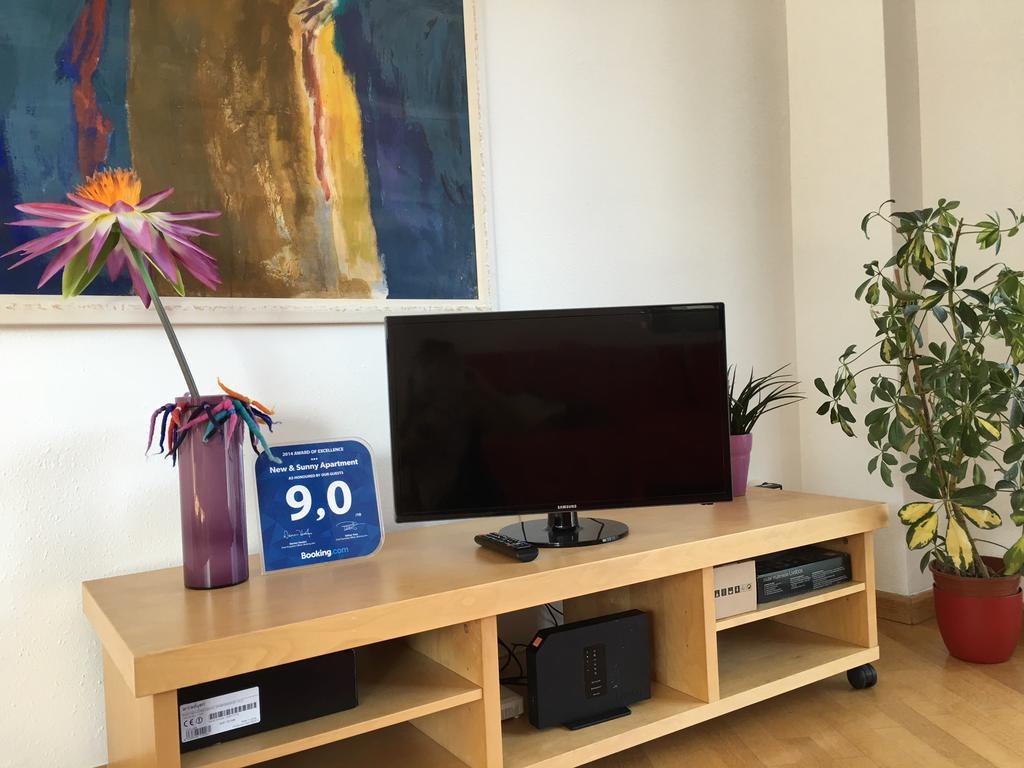 New & Sunny Apartment برشلونة الغرفة الصورة