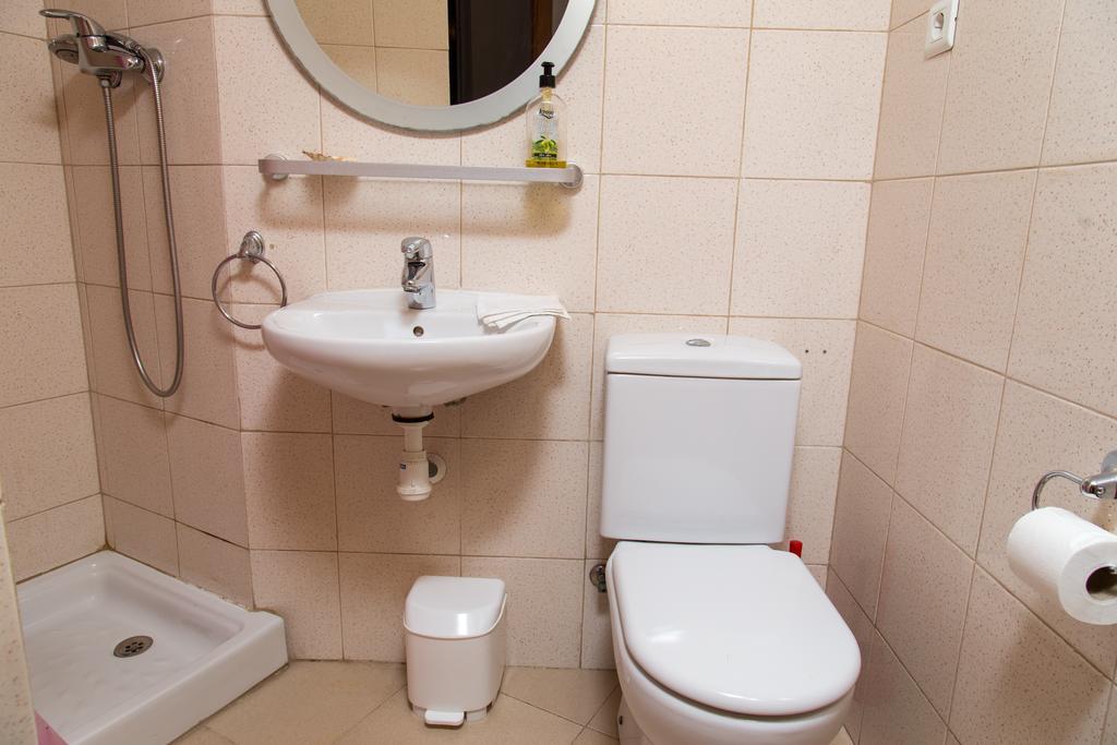 New & Sunny Apartment برشلونة المظهر الخارجي الصورة