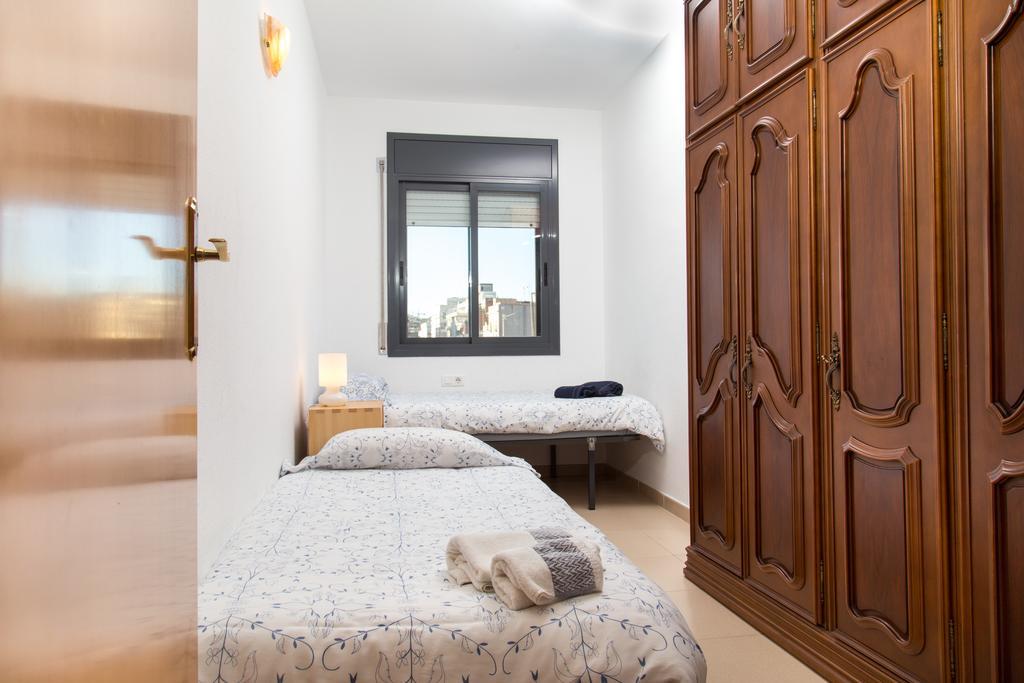 New & Sunny Apartment برشلونة المظهر الخارجي الصورة